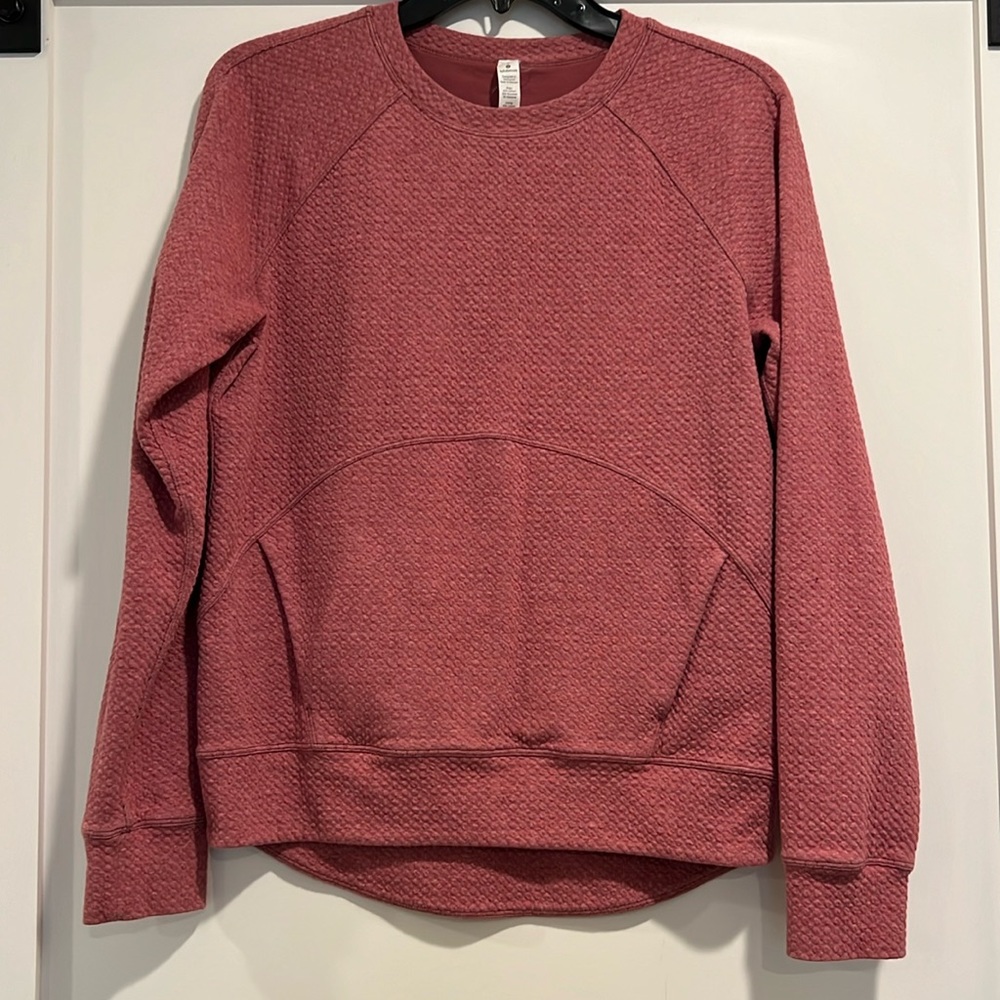 Lulu Lemon Pink Pullover sweatshirt with front pocket, SZ 6